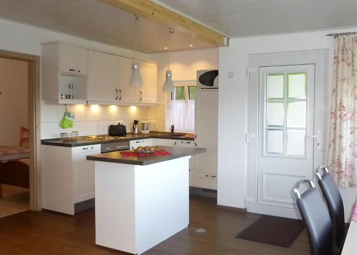 Nyaraló Rabennest *